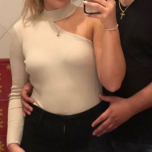 One sleeve body suit